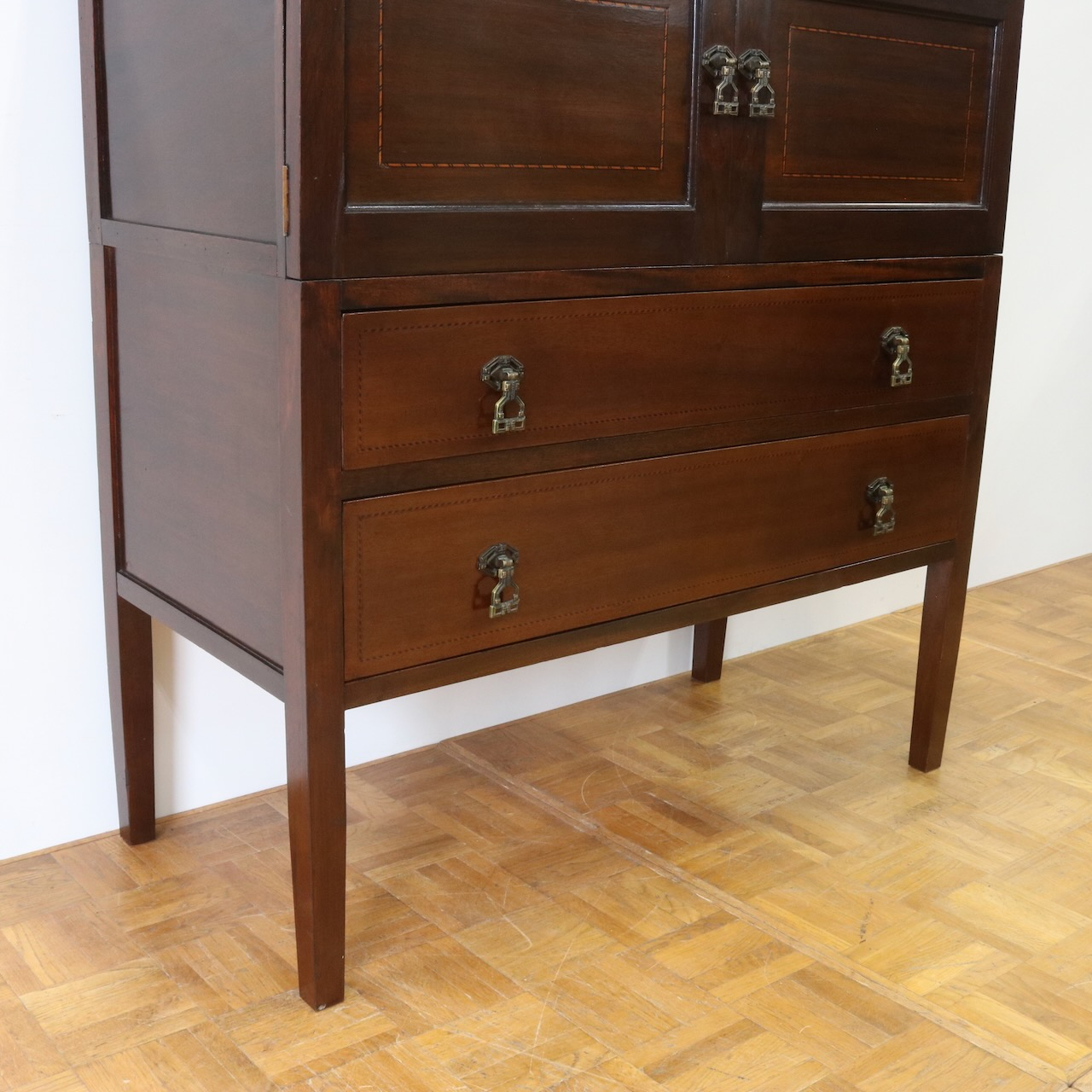 カップボードチェスト