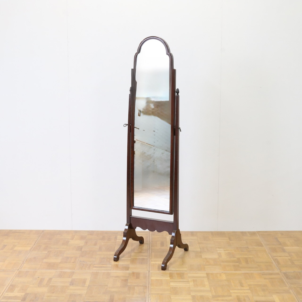 シュバルミラー