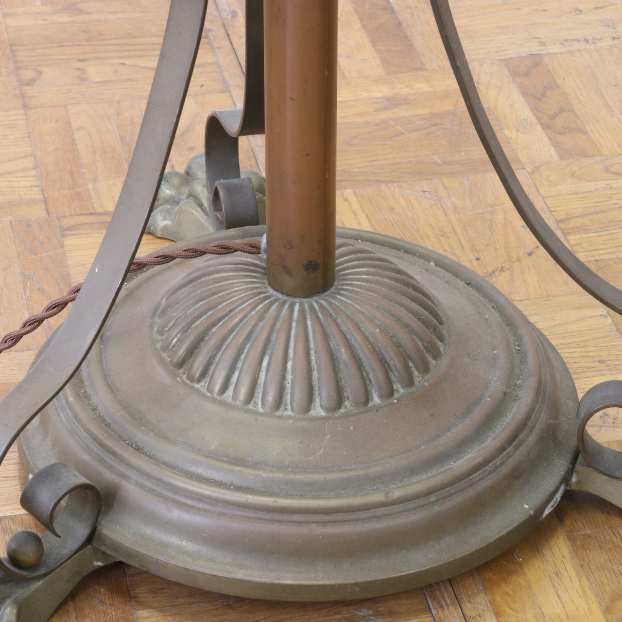 フロアスタンド