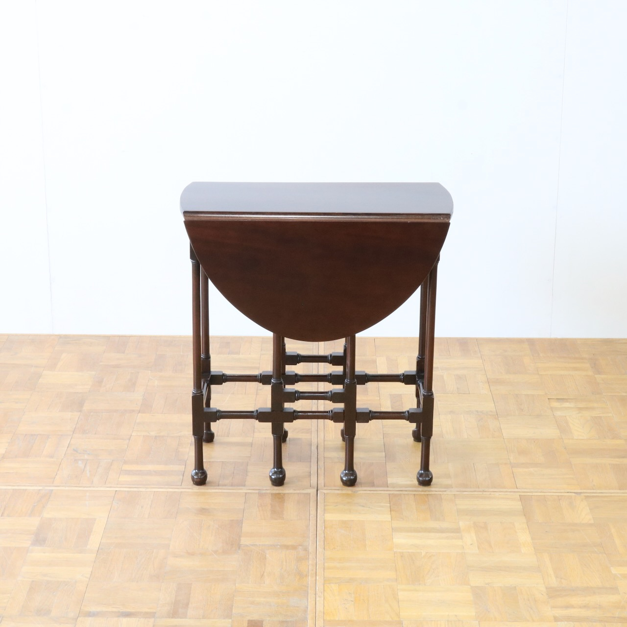 ゲートレッグテーブル