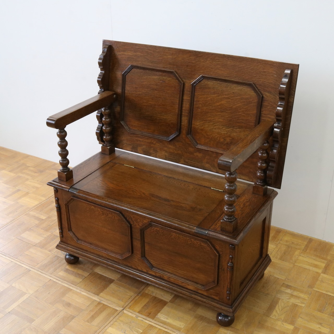 モンクスベンチ