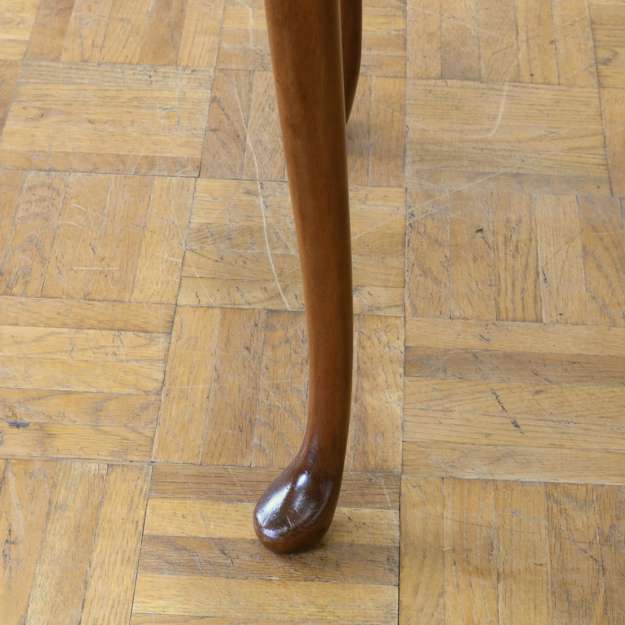 ネストテーブル