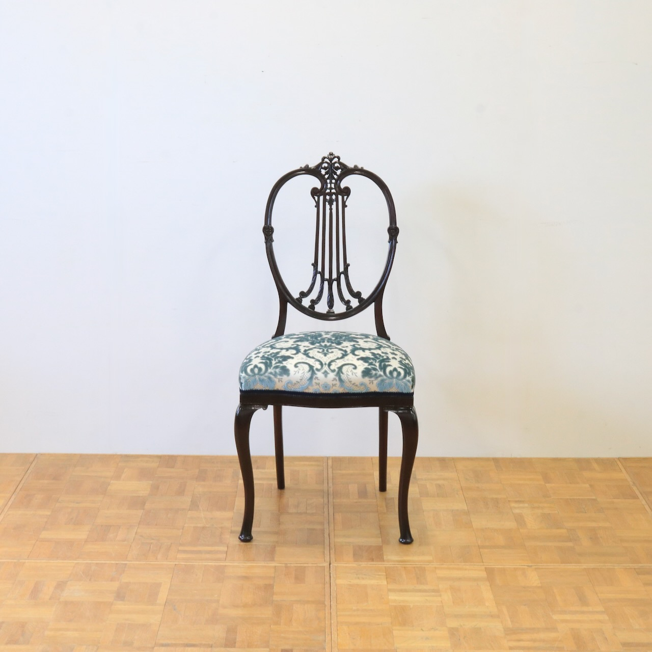 サイドチェアー