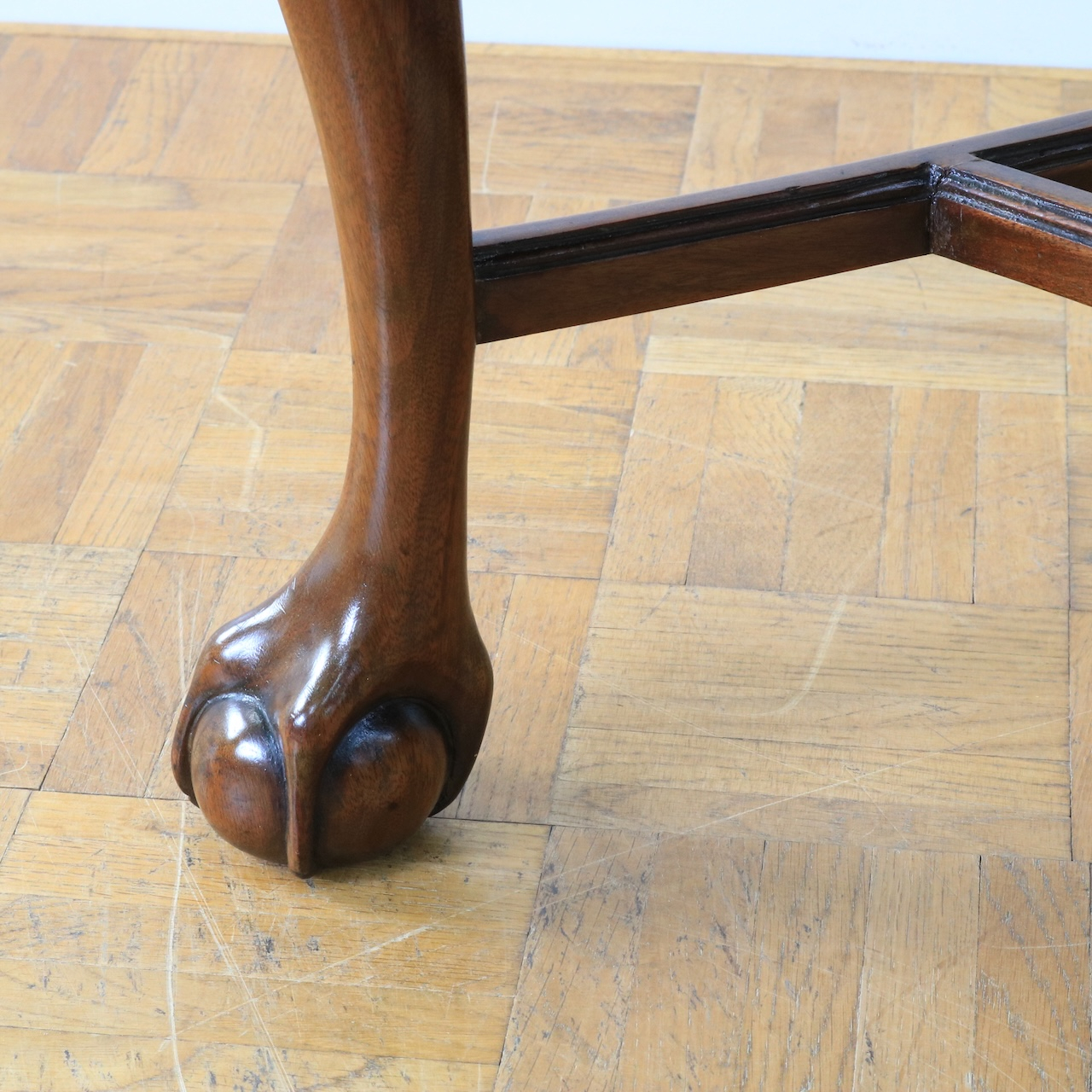 ダイニングチェアー