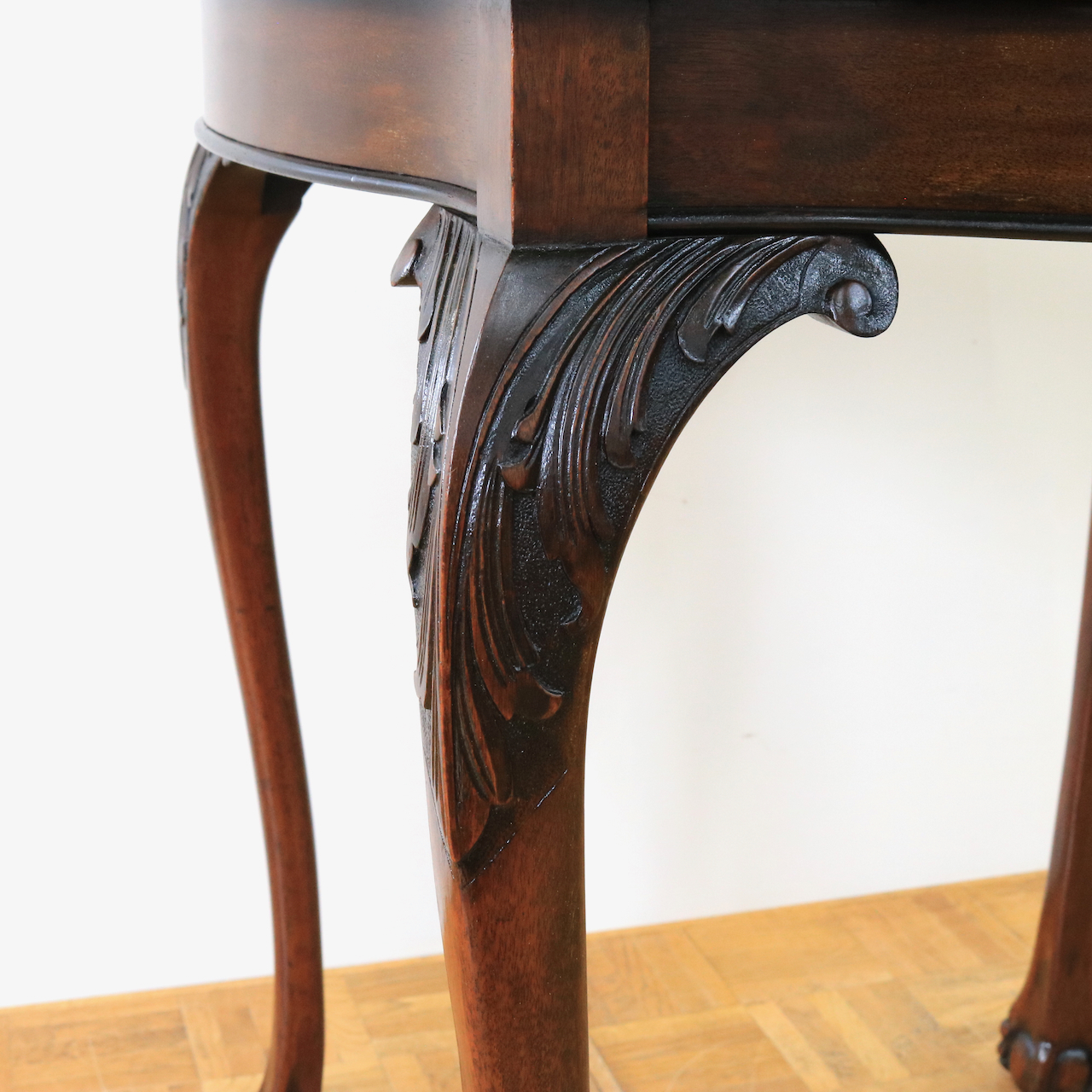 ティーテーブル