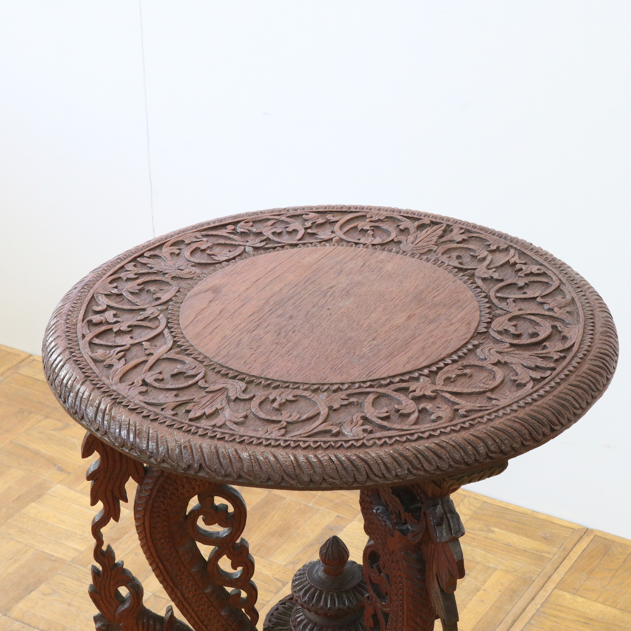 オケージョナルテーブル