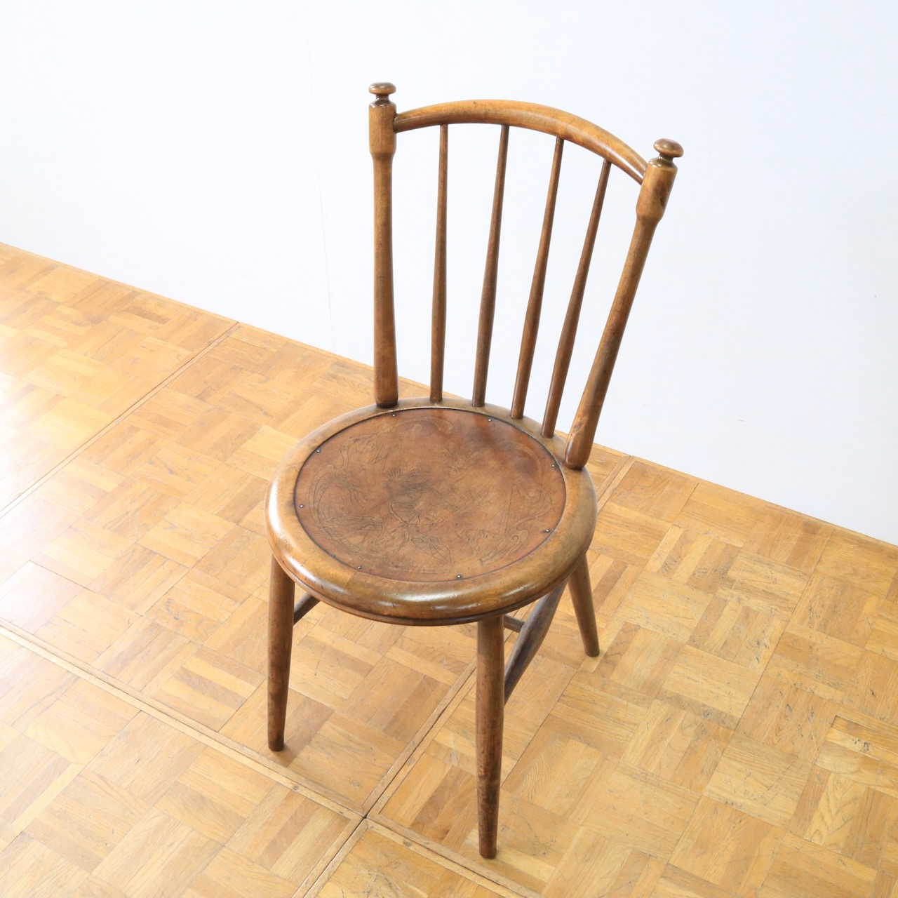 ベントウッドチェアー