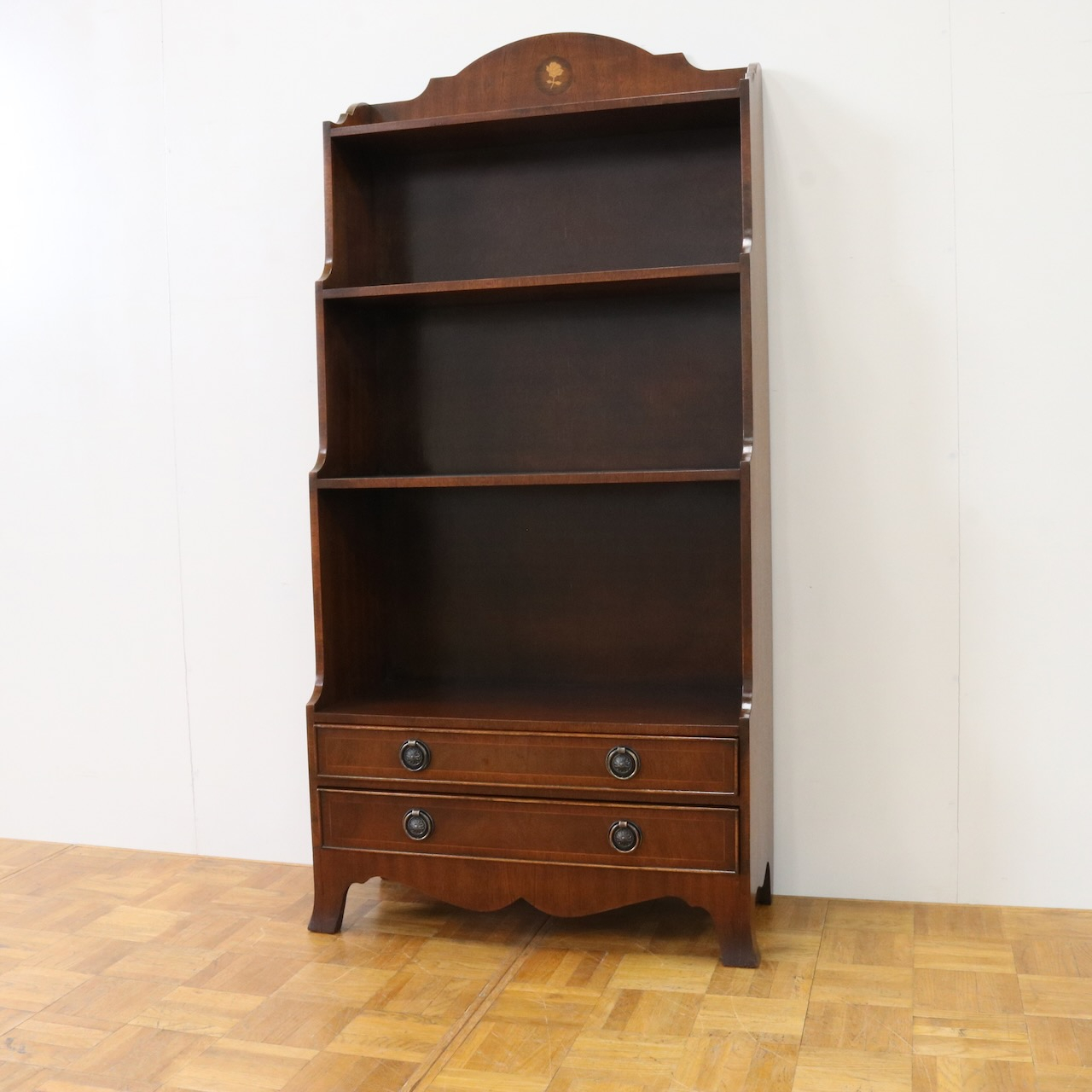 ブックシェルフ