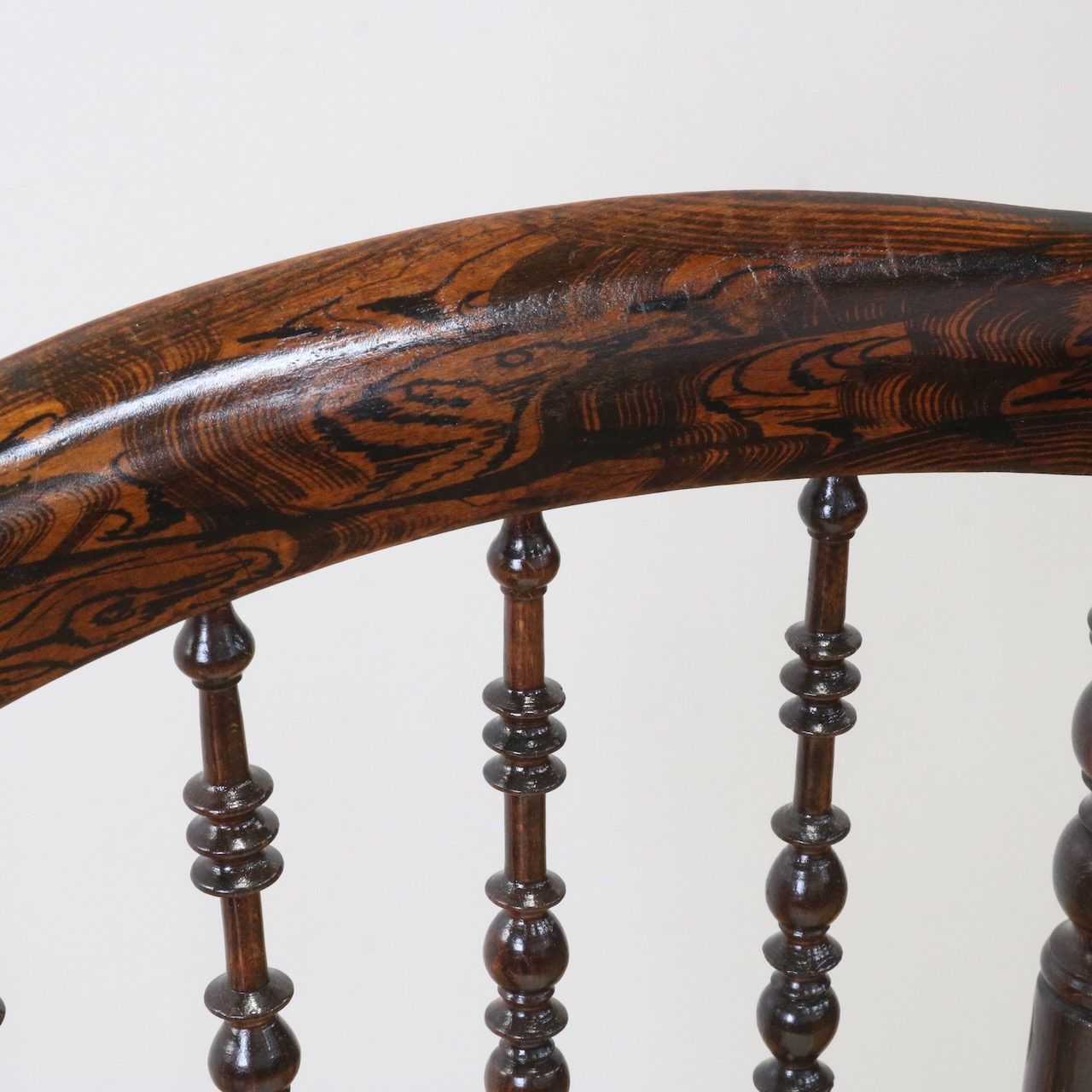 サイドチェアー