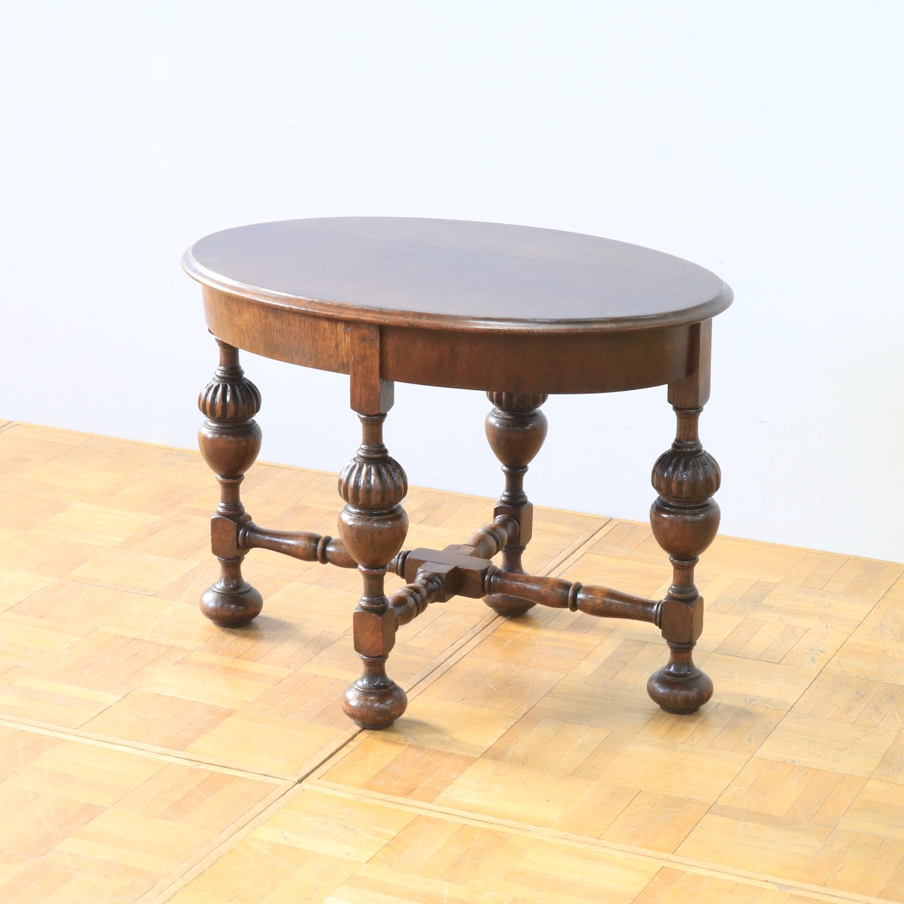 コーヒーテーブル