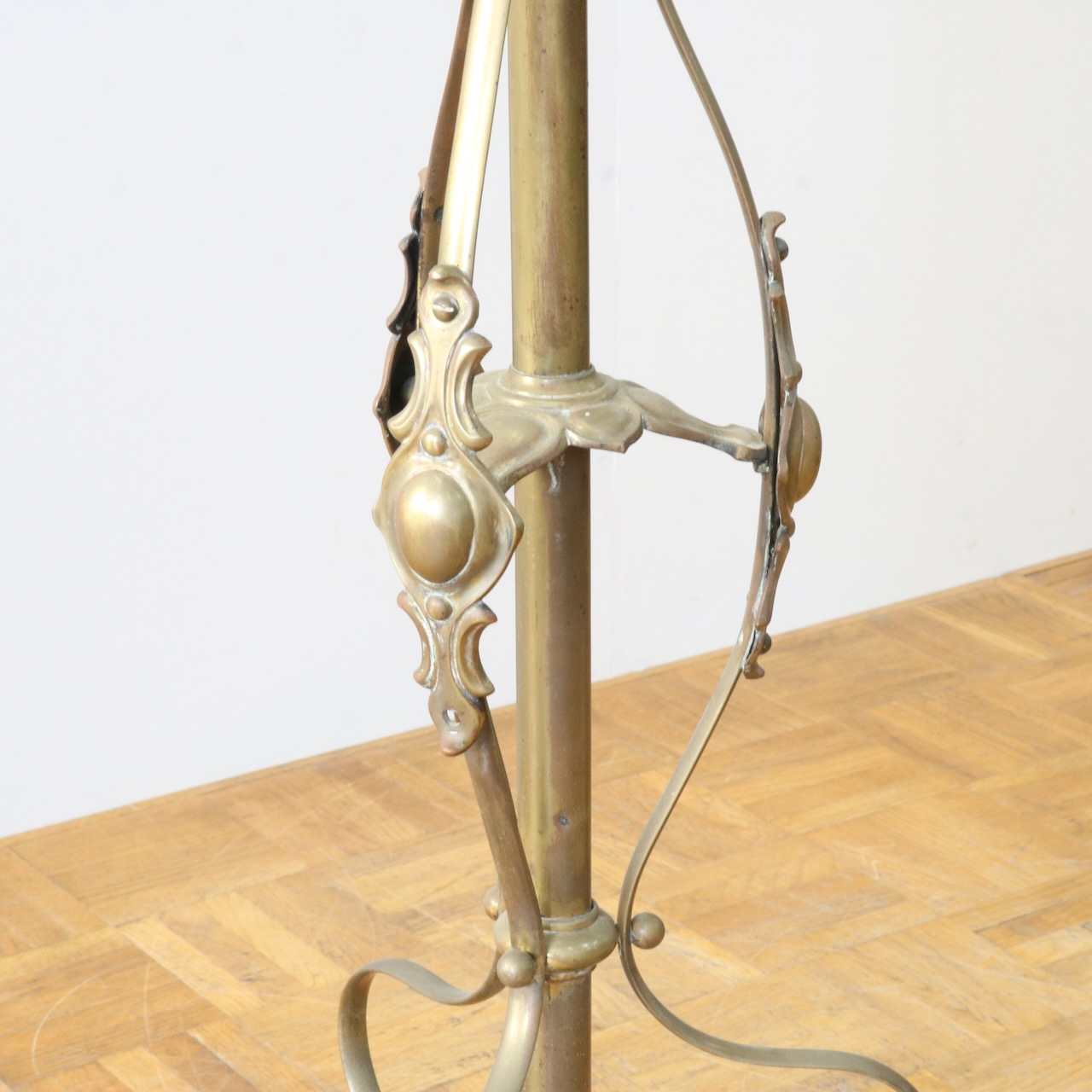 フロアスタンド