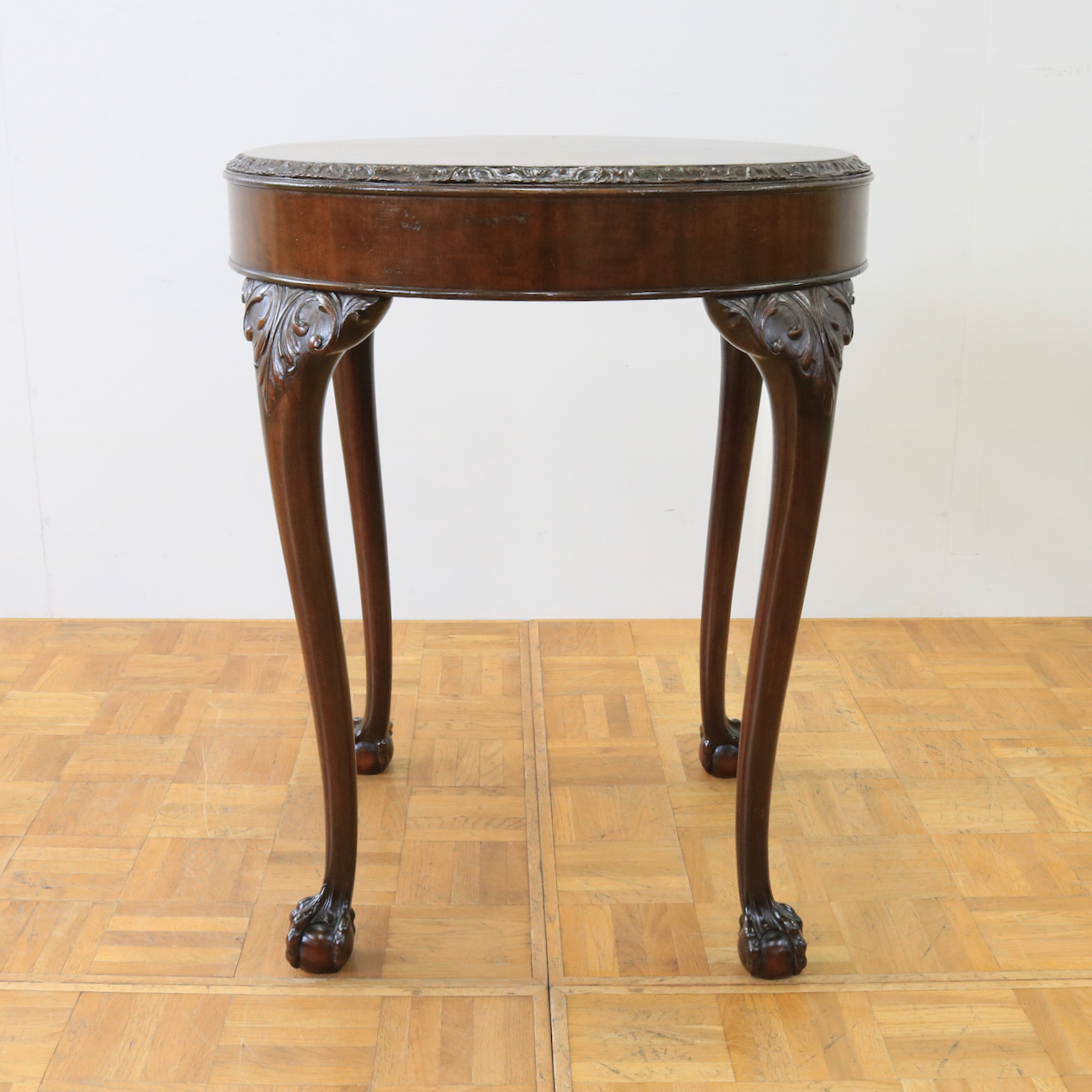 ティーテーブル