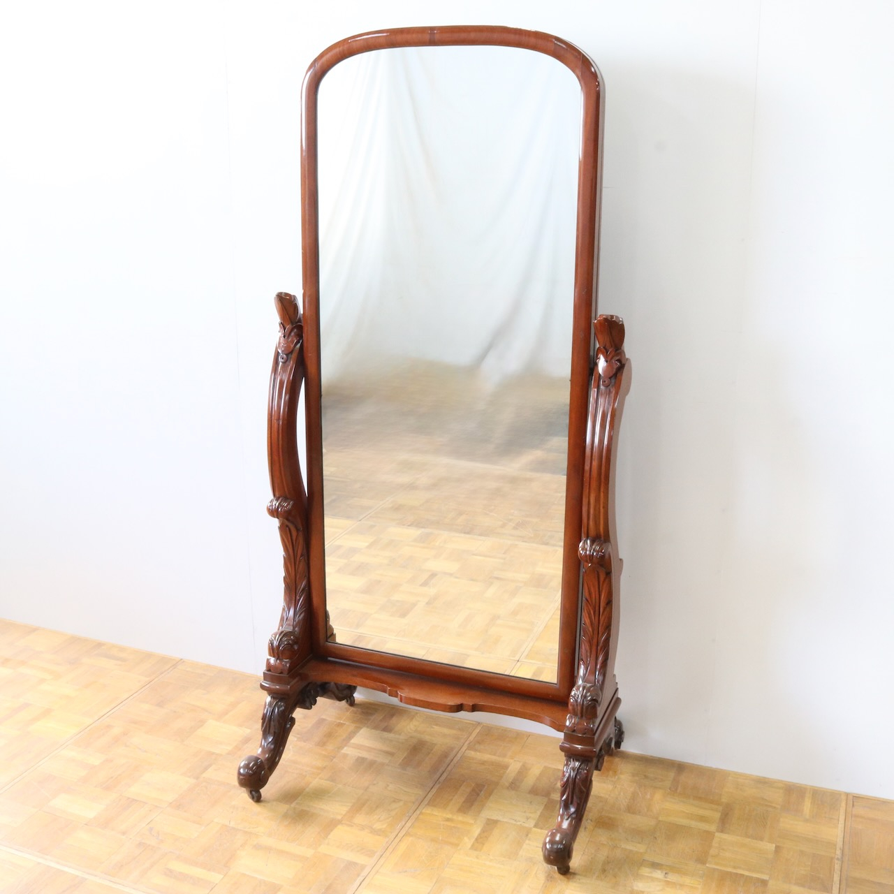 シュバルミラー