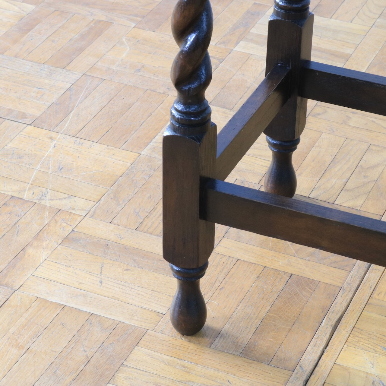 オケージョナルテーブル