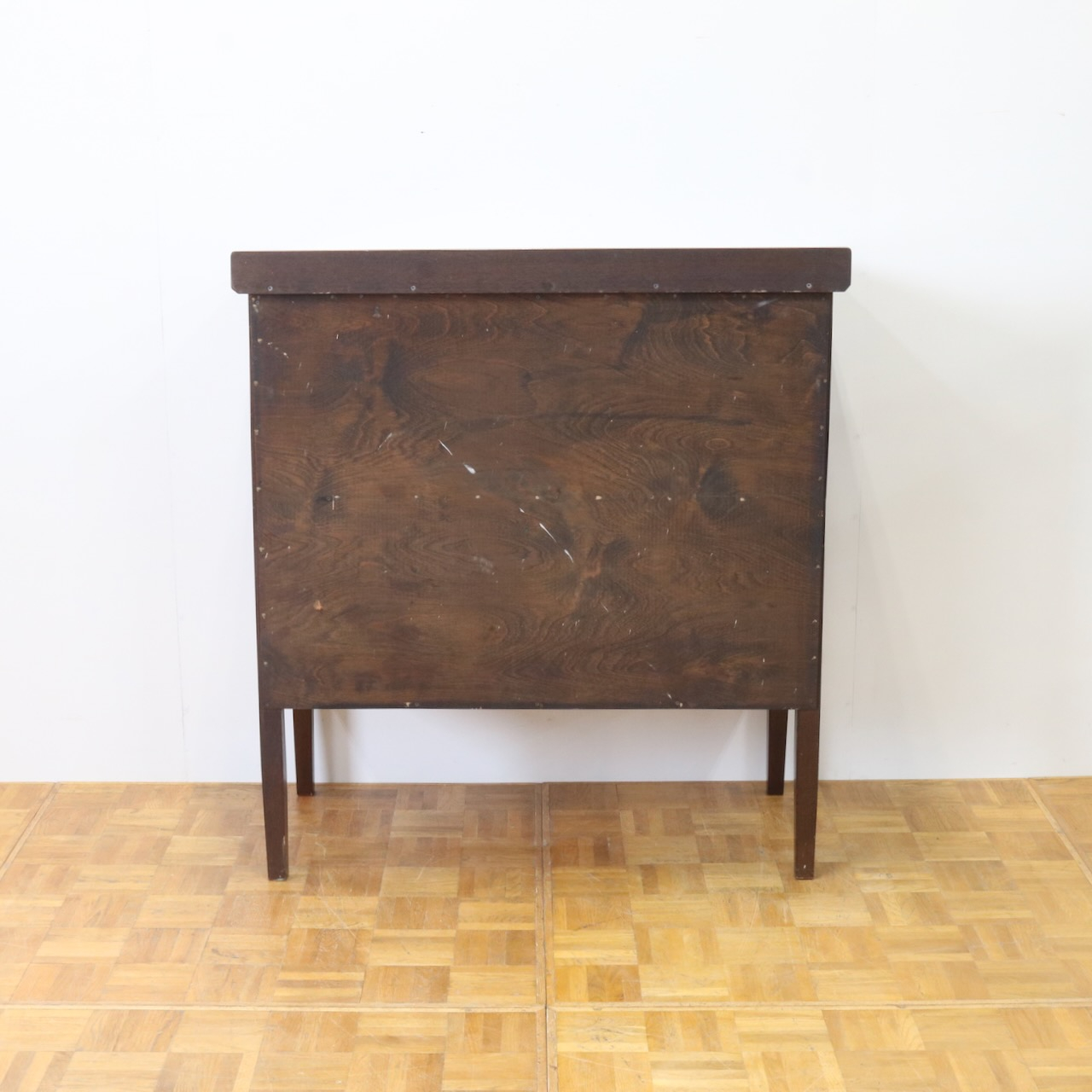 カップボードチェスト