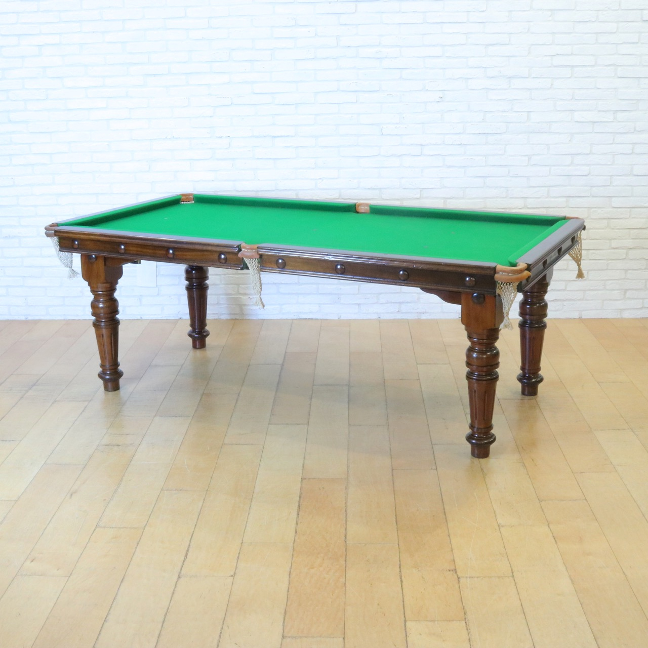 ビリヤード台 スヌーカーテーブル