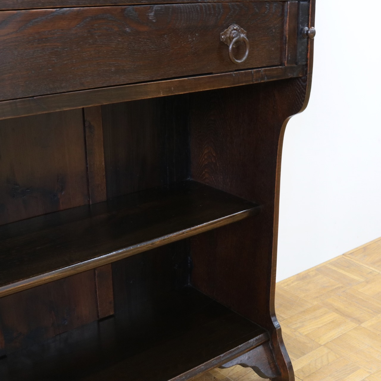 スチューデントビューロー