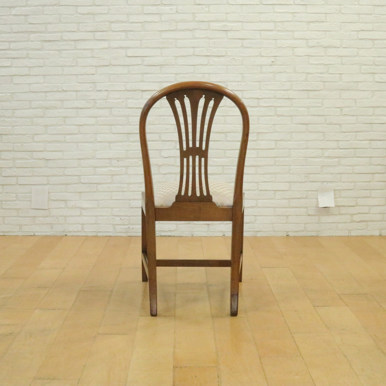 ダイニングチェアー