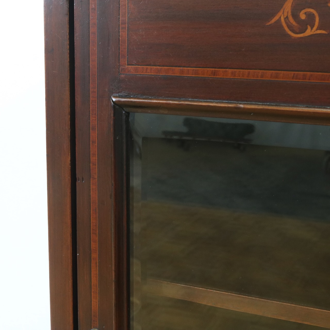 ミュージックキャビネット