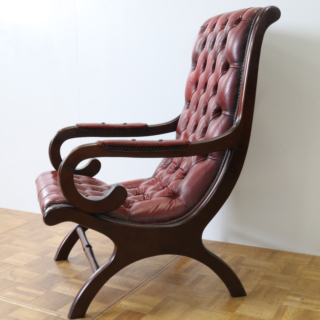 イージーチェアー