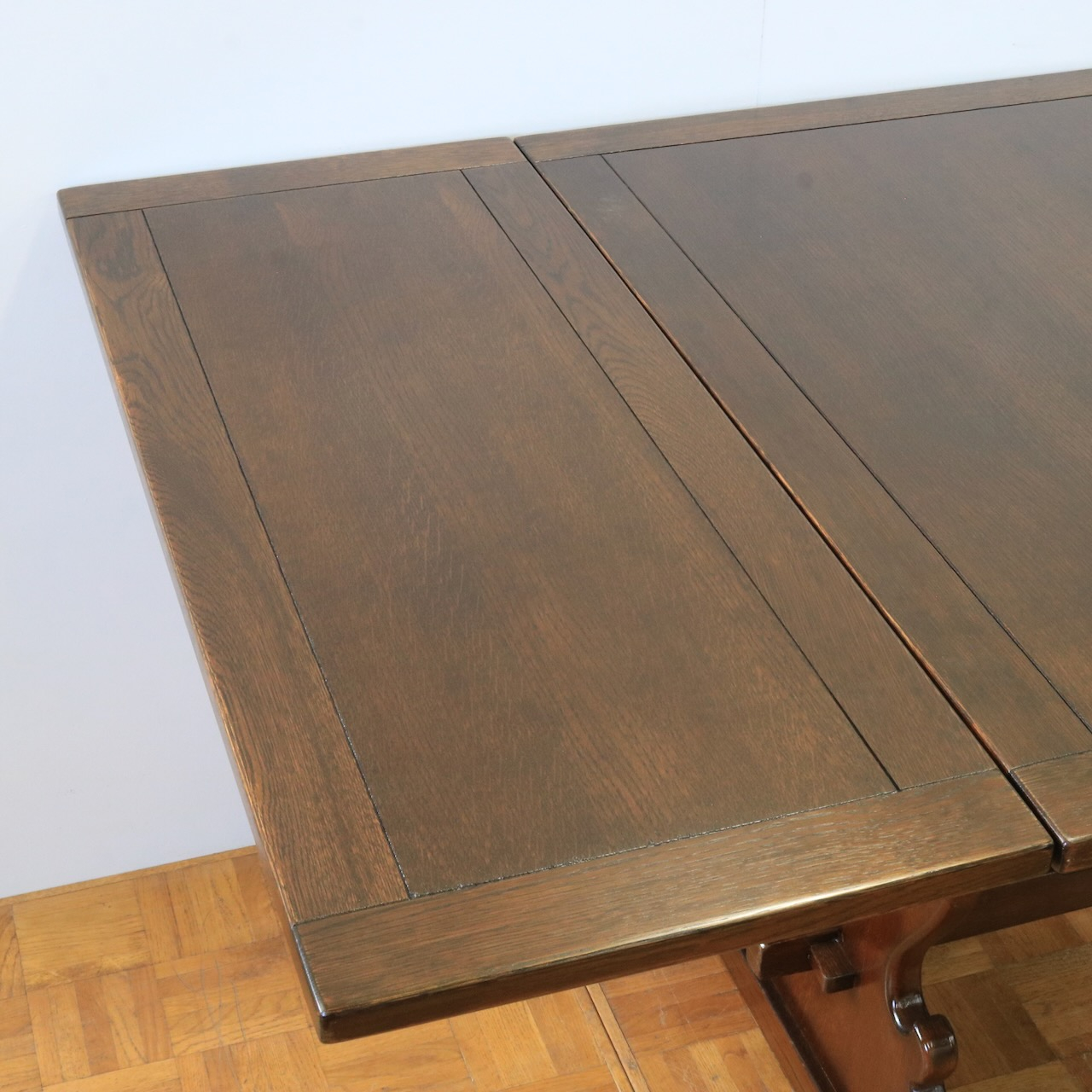 ドローリーフテーブル