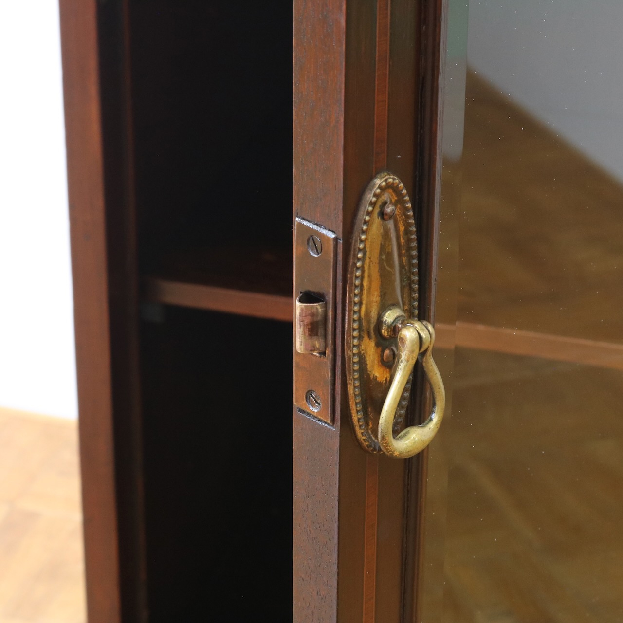 ミュージックキャビネット