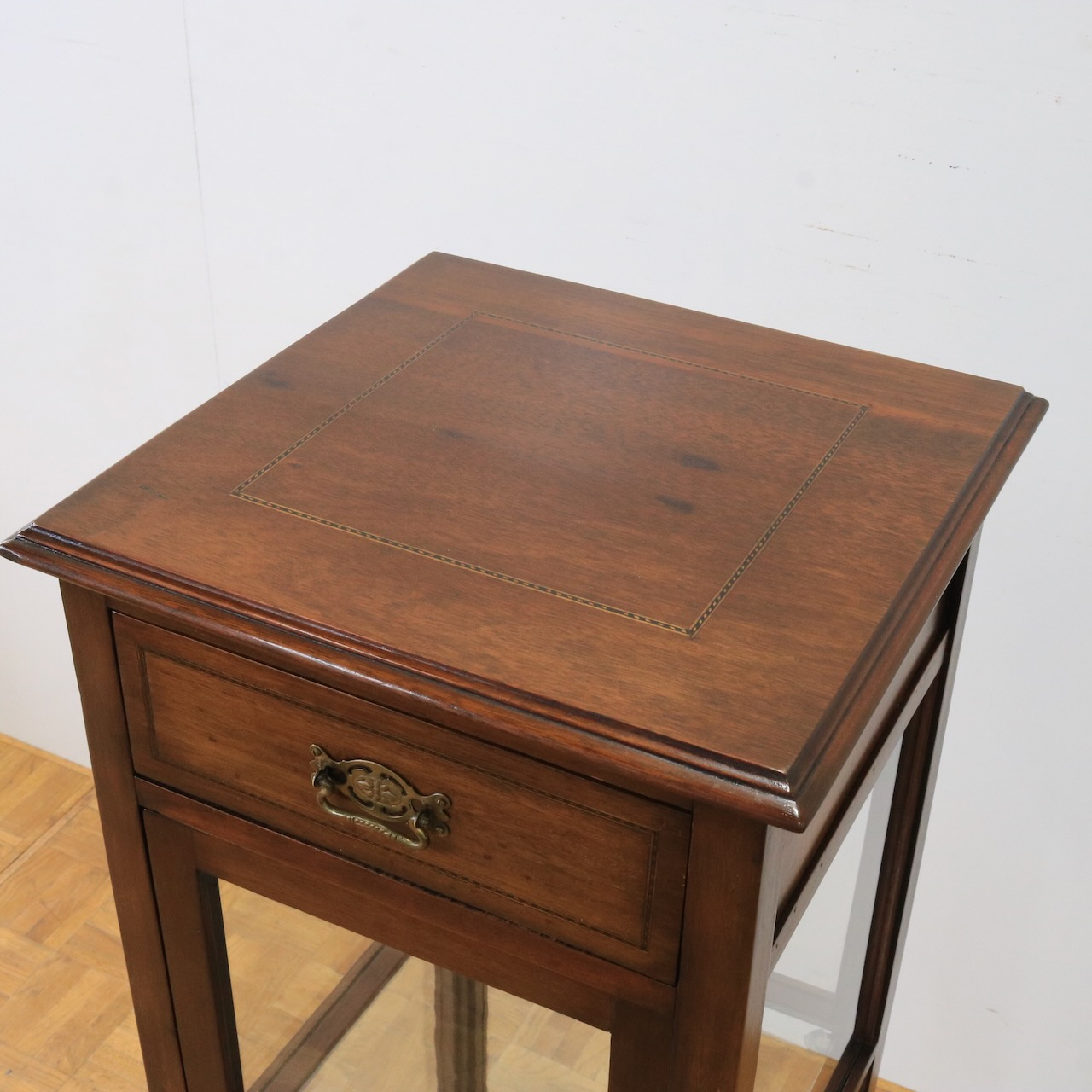 ショップキャビネット