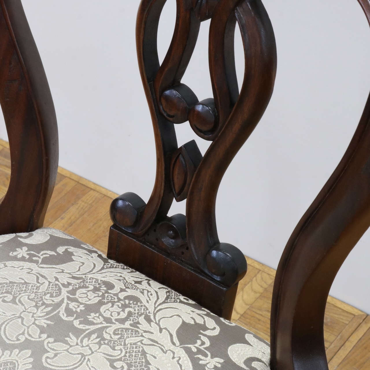 サイドチェアー