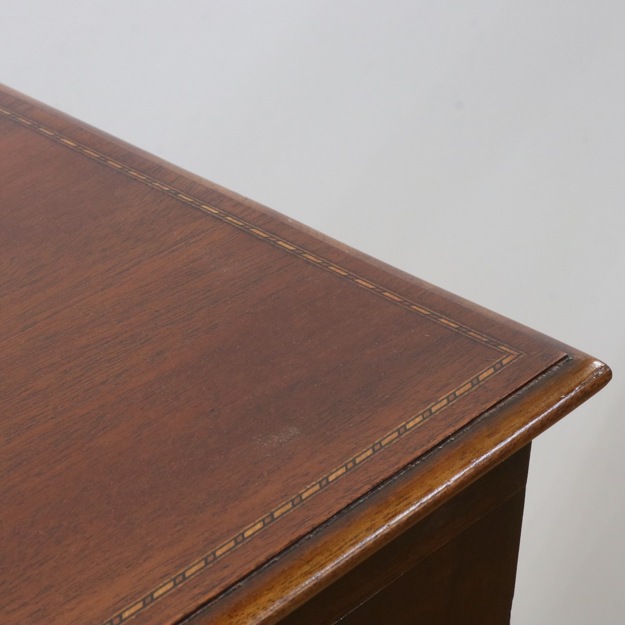 カップボードチェスト