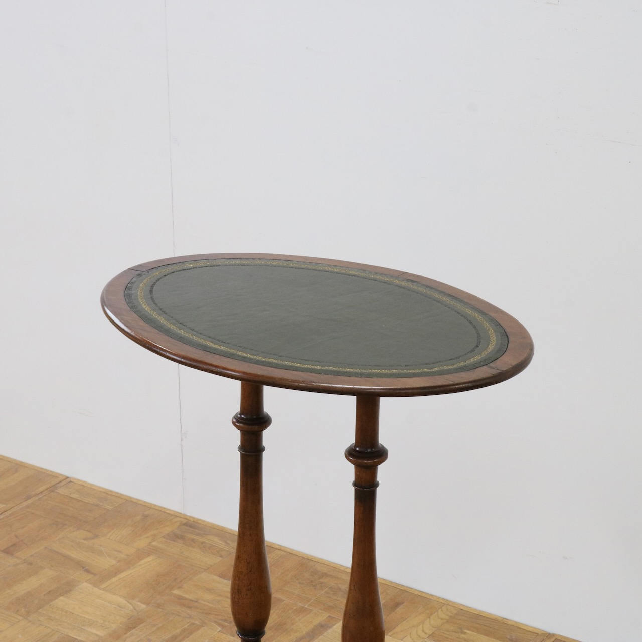 オケージョナルテーブル