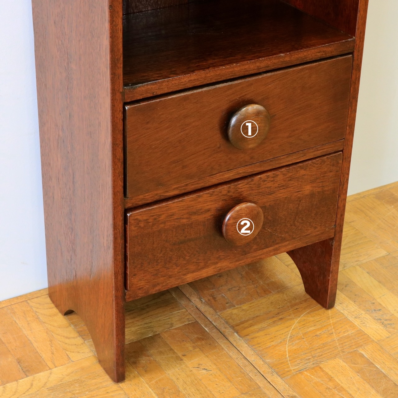 ブックシェルフ