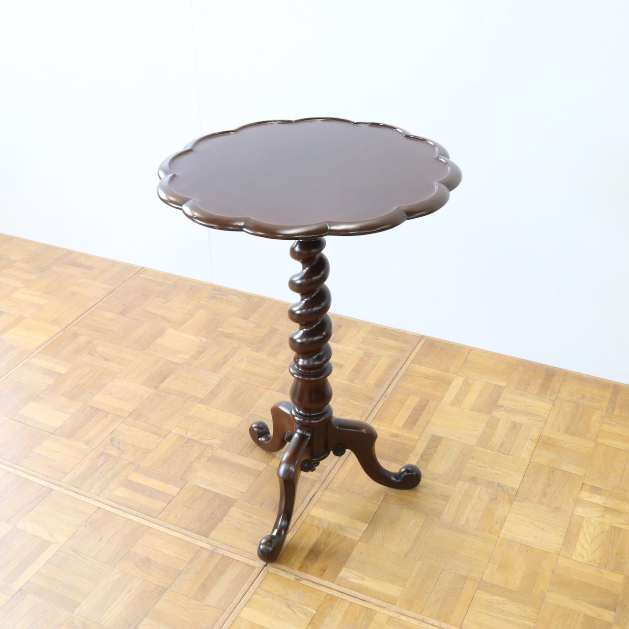 オケージョナルテーブル