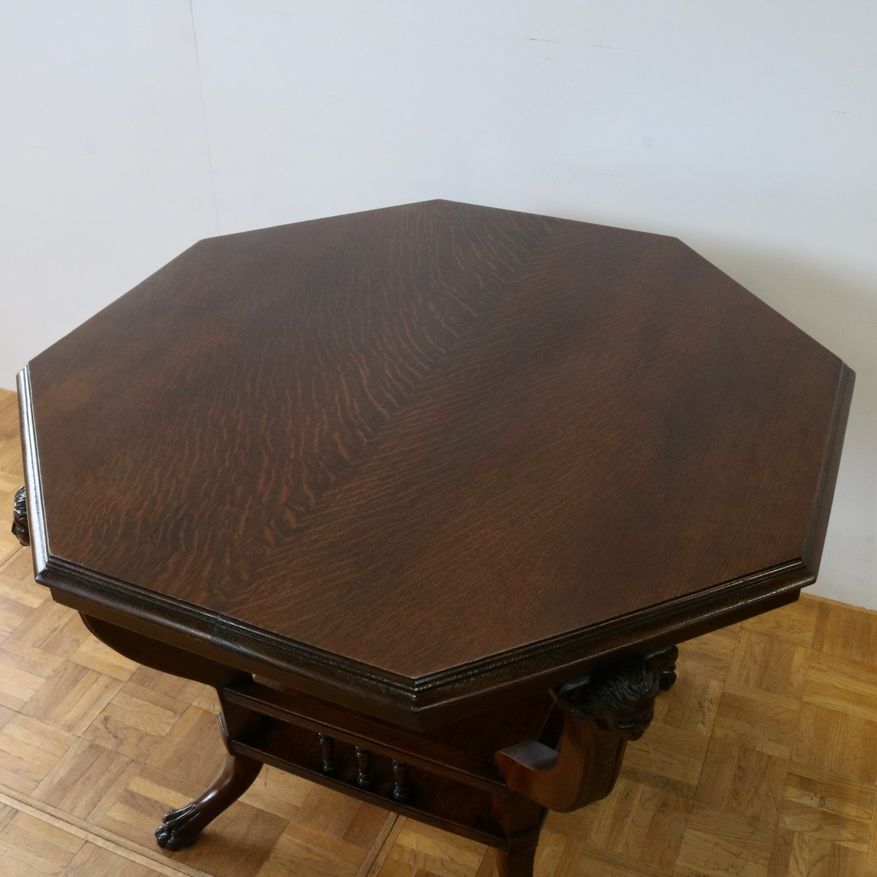 ティーテーブル