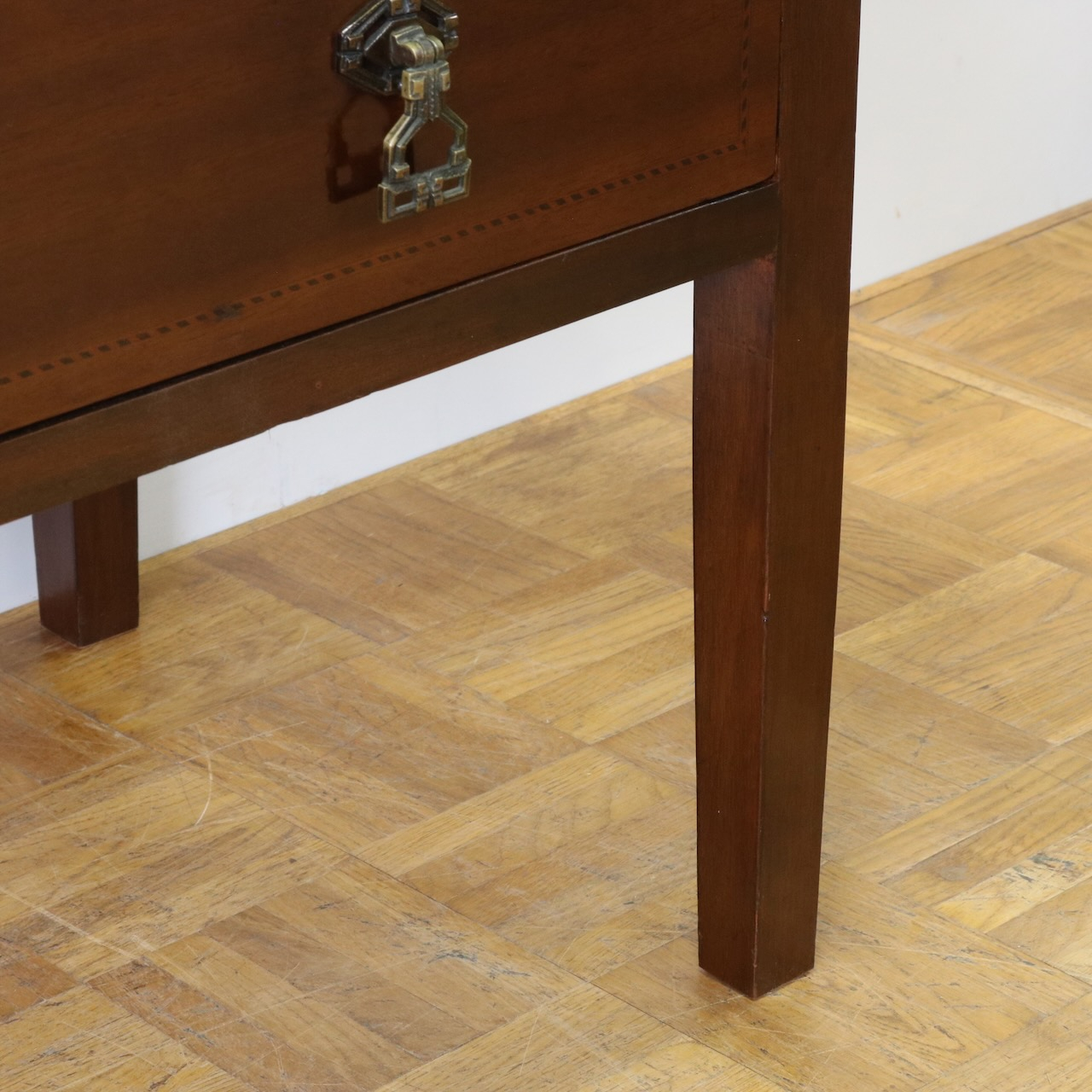 カップボードチェスト