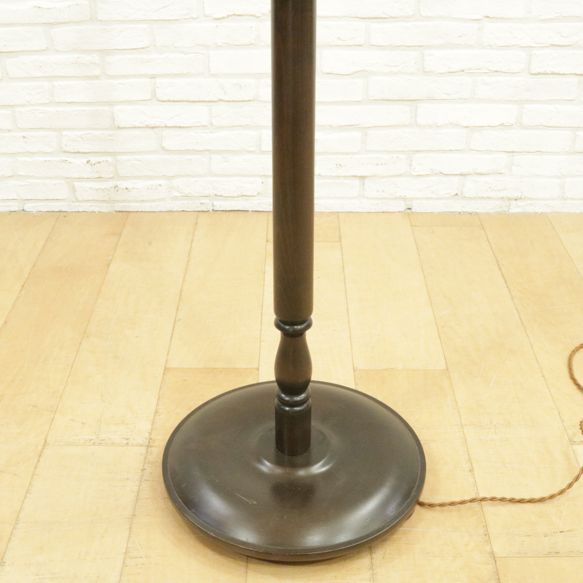 フロアスタンド