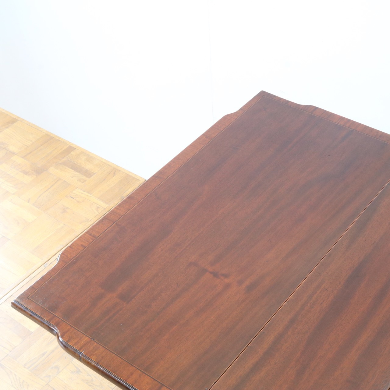 ゲートレッグテーブル