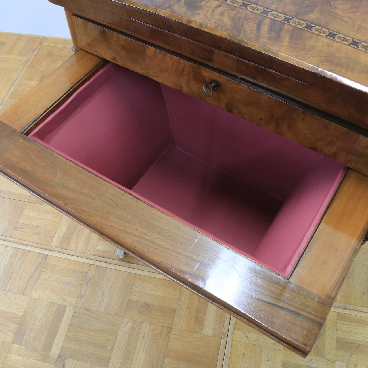 カードテーブル