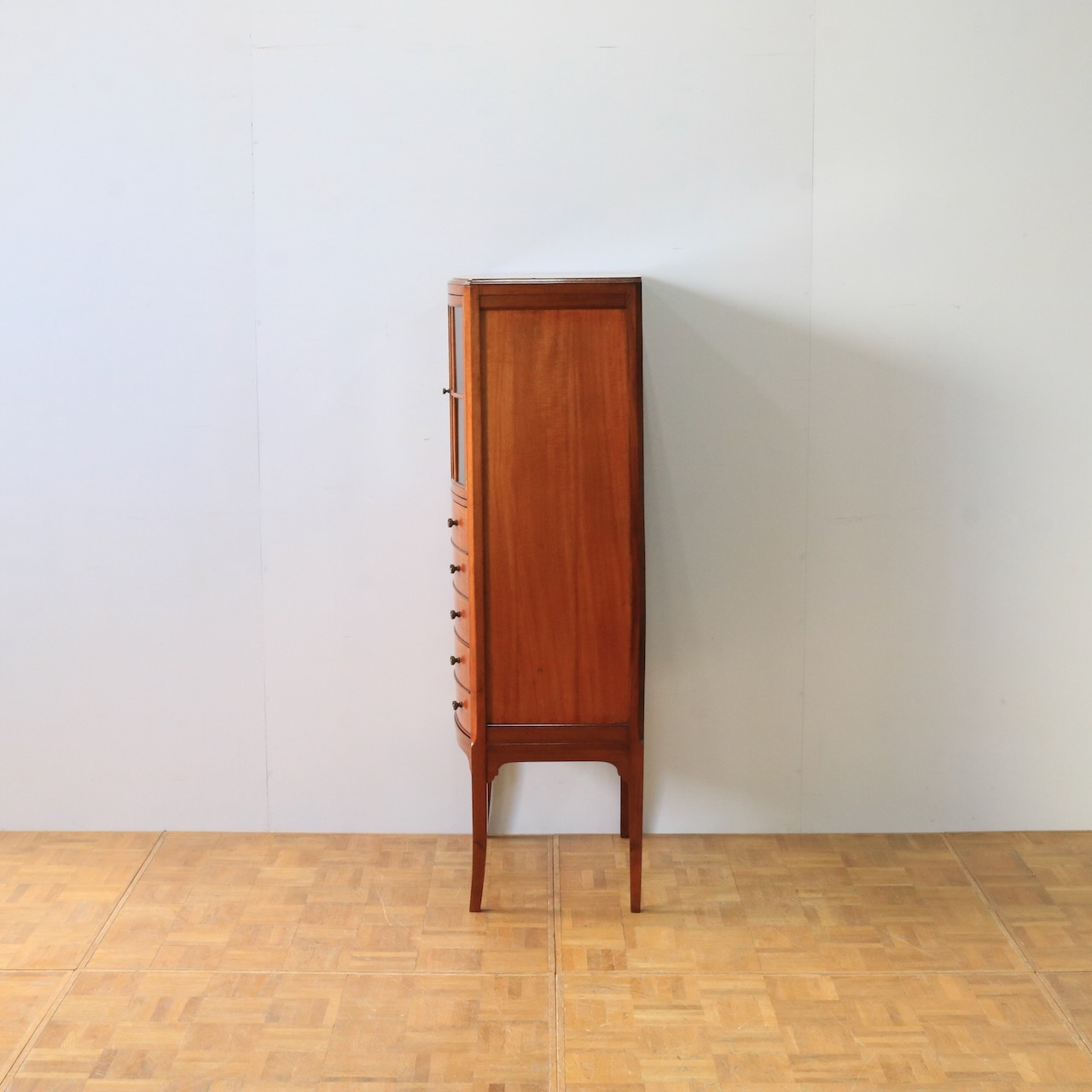 ミュージックキャビネット