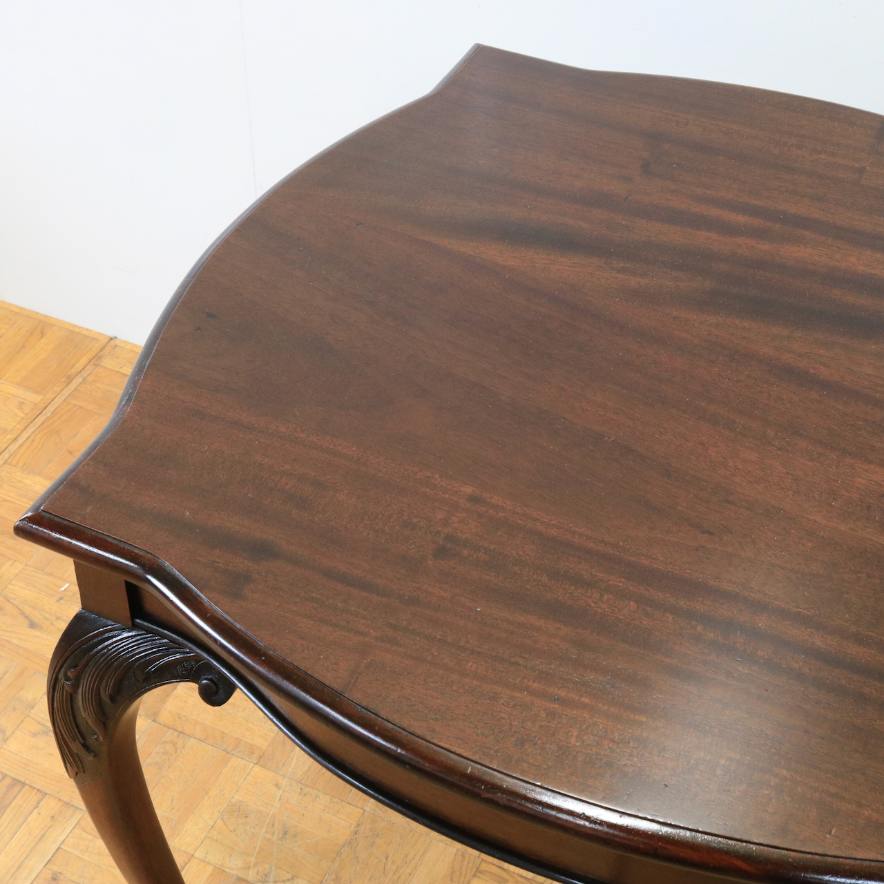 ティーテーブル