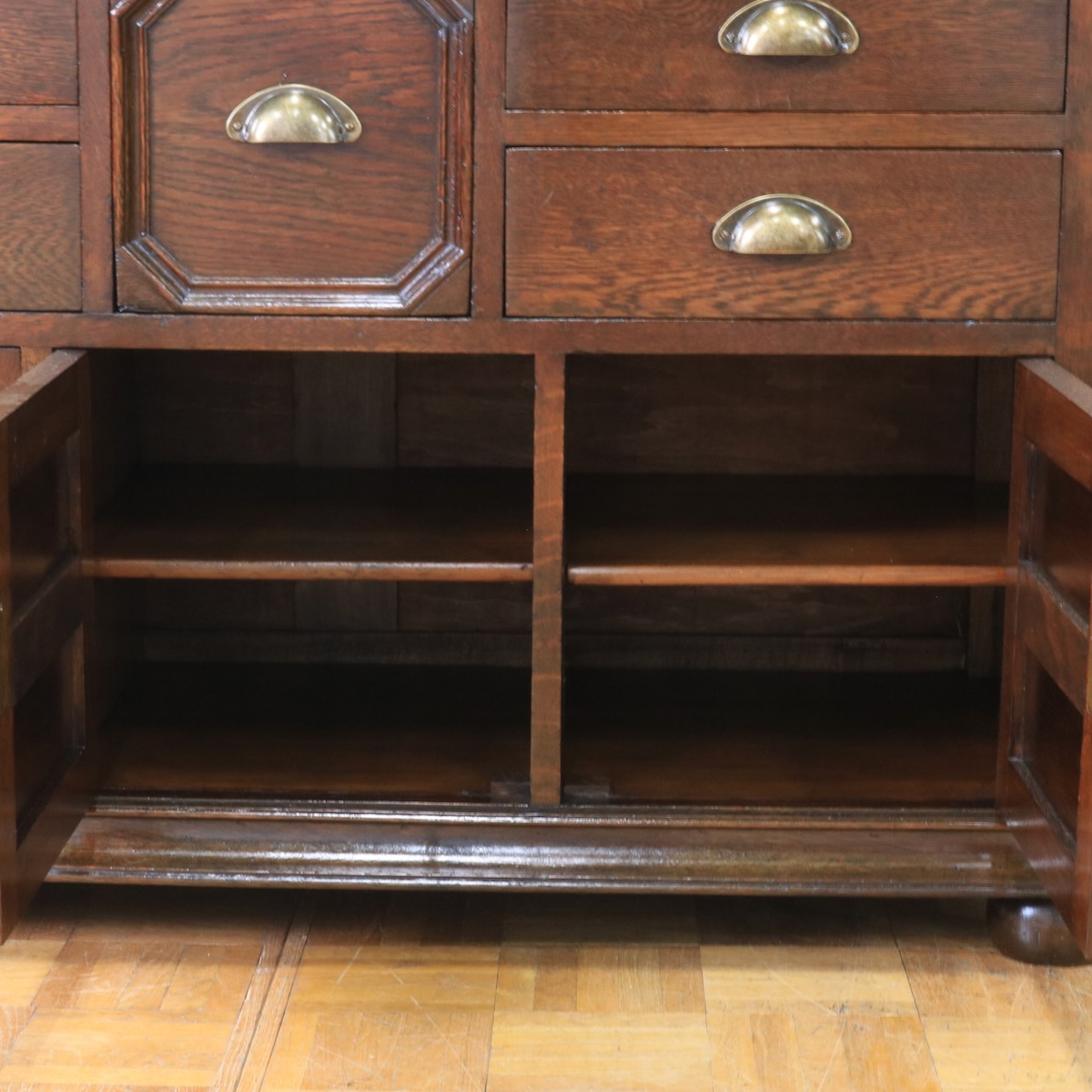 デンティストキャビネット