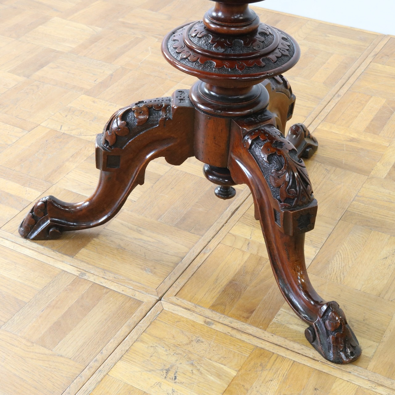 オケージョナルテーブル