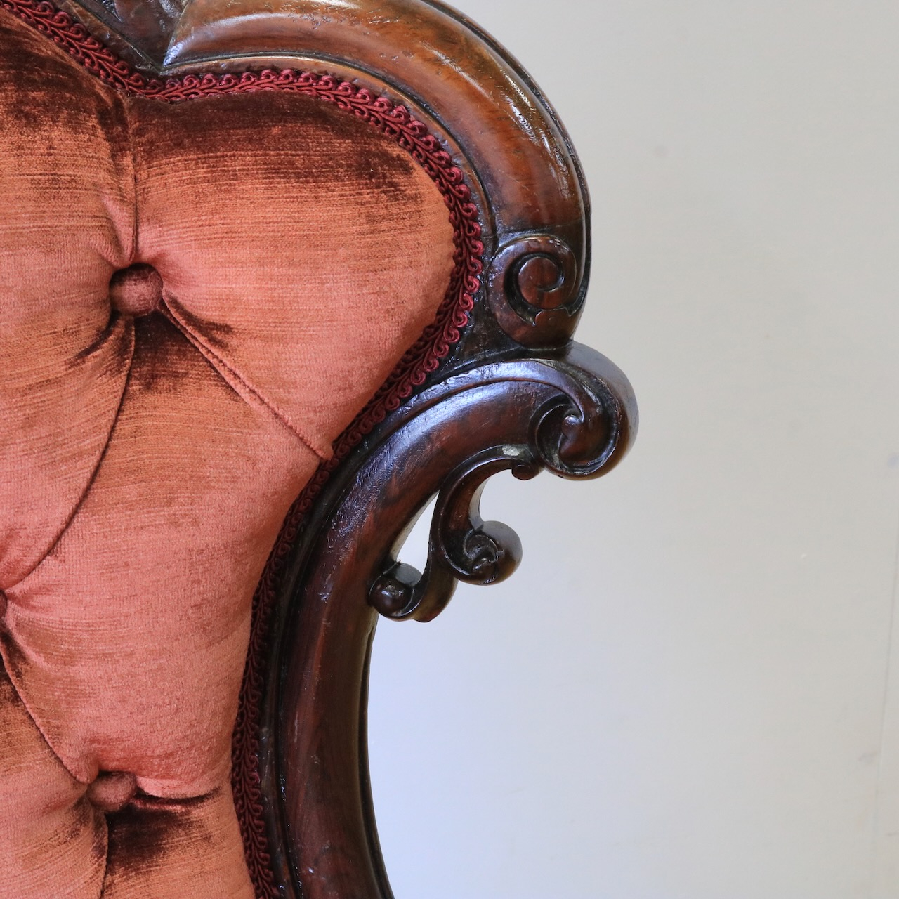 ナーシングチェアー