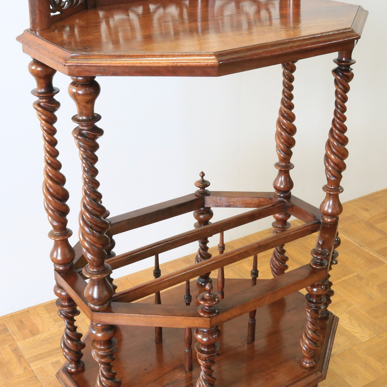 マガジンラック