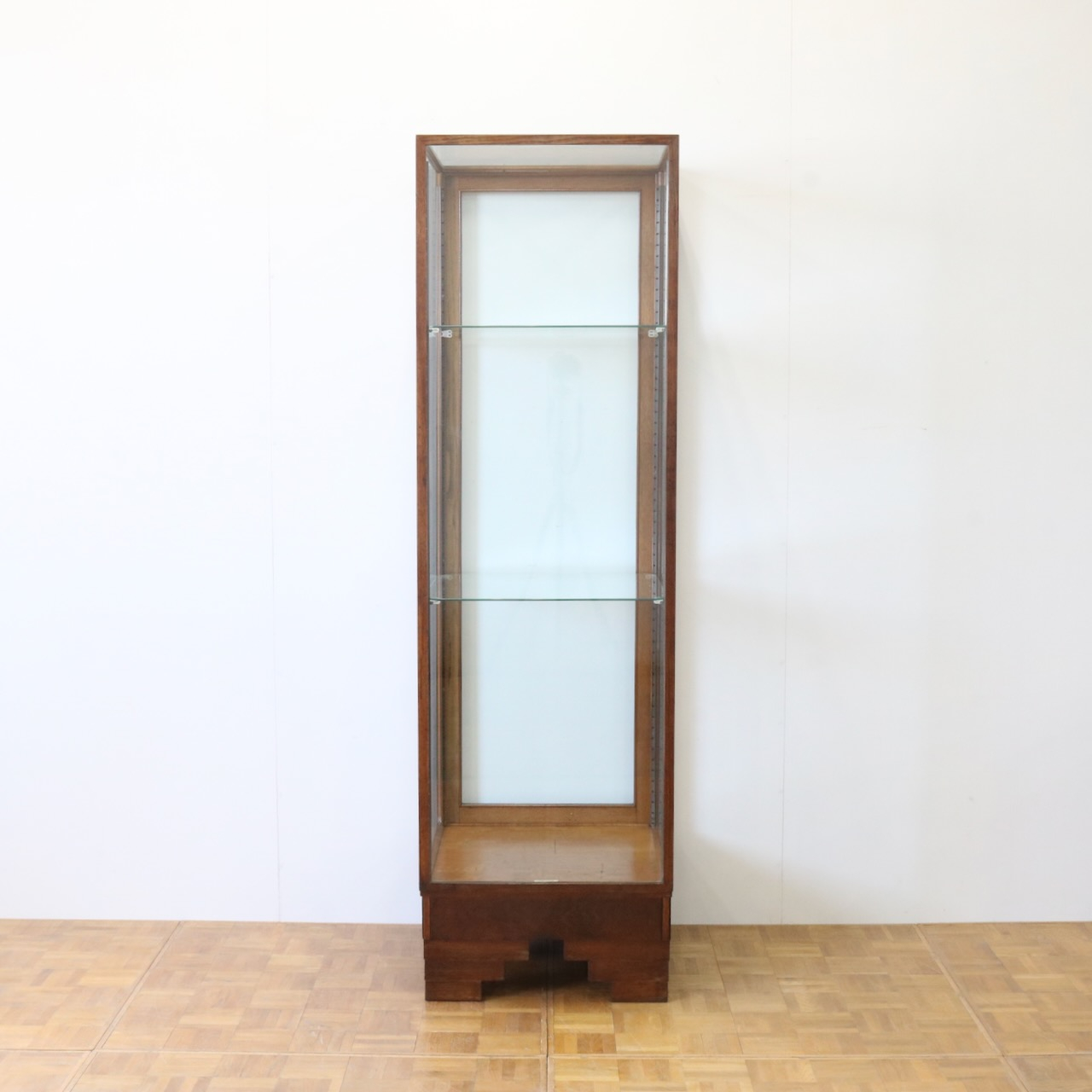 ショップキャビネット